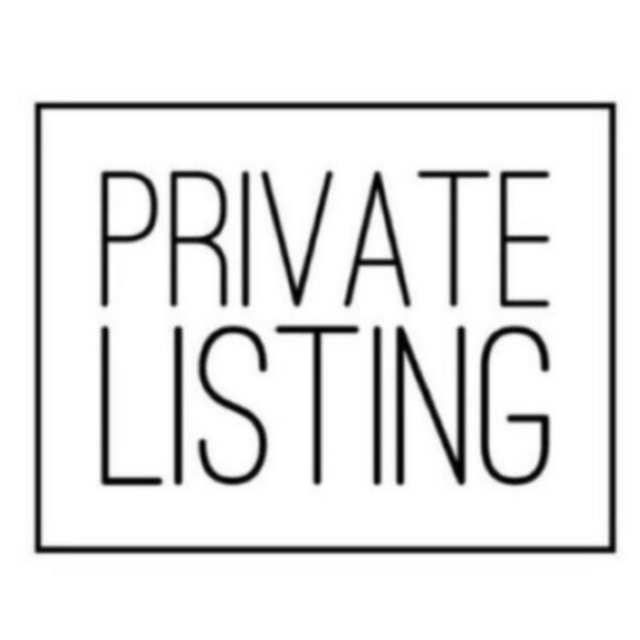 Private Listing - @lindsiegerber - Picture 1 of 1